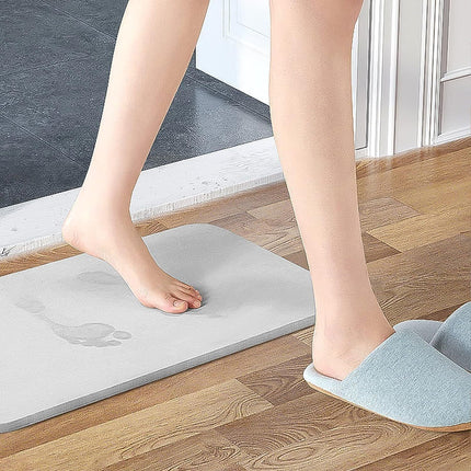 Durable diatomaceous earth bath mat