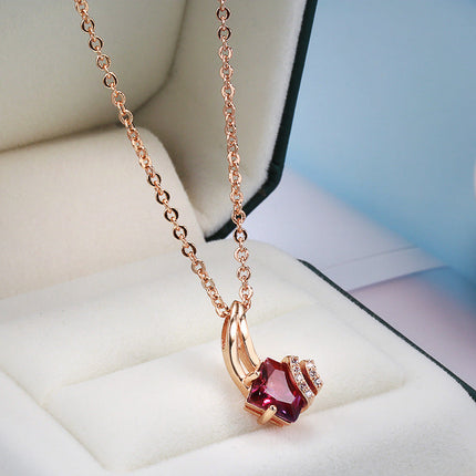 Elegant rose gold zircon pendant necklace
