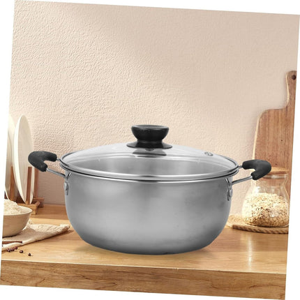 stainless steel saucepan with lid