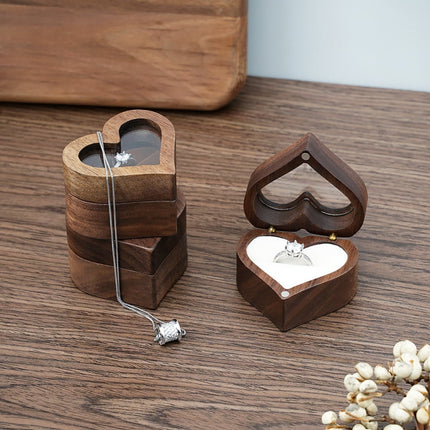 Valentine’s Day heart ring box